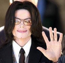 Michael Jackson öldü