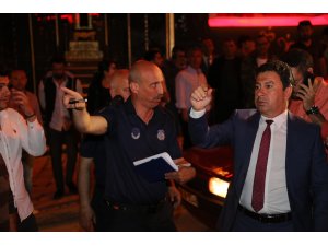 Başkan Aras Gümbet Barlar Sokağı’nda denetim yaptı