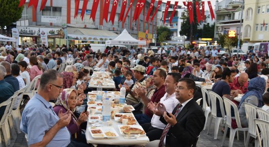 İftar sofrasına yoğun ilgi