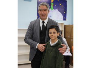 BAŞKAN OKTAY'DAN KÜÇÜK EGE’YE SÜRPRİZ