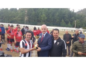 Muhtarlıklar Arası Futbol Şampiyonu Turgut Gençlikspor