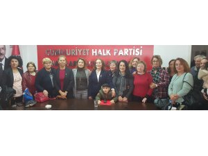CHP Kadın Kolu Başkanlığına İlk Aday Sevgi Özer Çevik Oldu