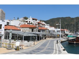 Muğla'da çeşitli suçlardan aranan 2 şahıs yakalandı