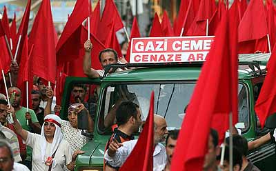 Polis uzaktan izledi