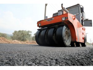 Ula’da Sıcak Asfalt Kaplaması Başladı