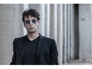 AKIN SEVGÖR’DEN MÜZİSYENİN ÖZGÜR YARATIMINA DAİR BİR DENEME: “İSİMSİZ METİN”