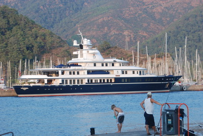Leander yine Marmariste