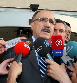 İçişleri Bakanı Beşir Atalay