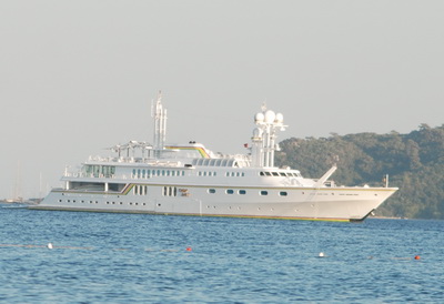 Mücevher zenginleri Marmariste