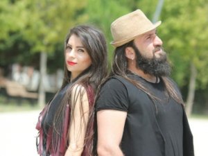 Yeşil Kasaba Yağmur Yağmur’la zirveyi zorluyor