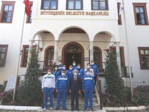 Başarılı Sporculardan Başkan Gürün’e Ziyaret