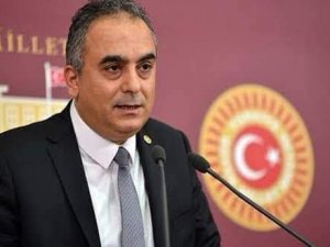 AK Parti İstanbul Milletvekili Markar Esayan hayatını kaybetti!