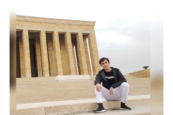 Rüzgar Sertkaya ” Ticaret dünyasının yeni kalbi sosyal medya”