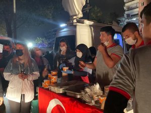 İzmirli İş İnsanından Depremzedelere Yardım eli
