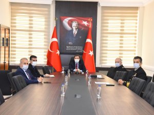 Vali Orhan Tavlı Başkanlığında Güvenlik ve Asayiş Toplantısı Yapıldı