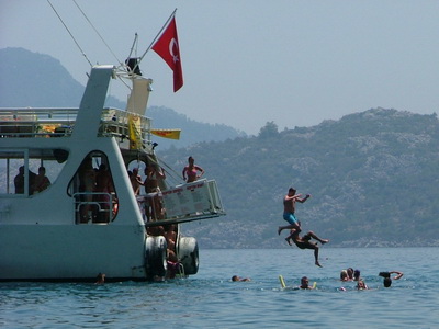 Gezi teknelerinde 'her şey dahil' furyası