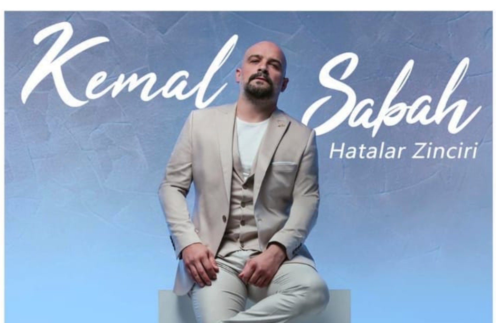 Kemal Sabah ‘’Hatalar Zinciri’’ ile yükselişini sürdürüyor