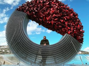 Nar Tugan, Karanlıktan Aydınlığa