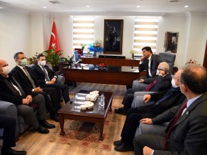 CHP Genel Başkan Yardımcısı Akın, Alim Karaca’yı ziyaret etti