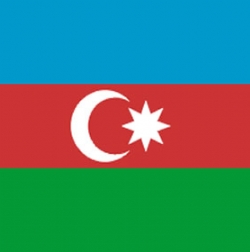 Azerbaycan ve KKTC bayraklarına izin verildi