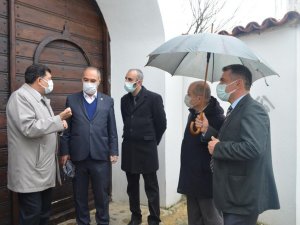 İl Müdürü Bozçelik Roman Vatandaşlarımızın yoğun yaşadığı mahallelerde incelemelerde bulundu