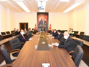 Bisikletçiler Geliyor