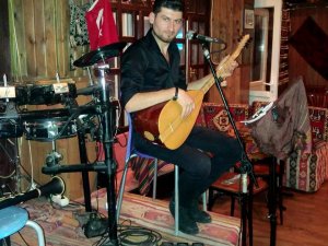 HALK MÜZİĞİ BENİMLE MAKAS DEĞİŞTİRECEK