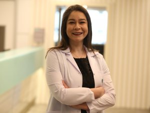 Yalnız mısınız yoksa tek başına mı?