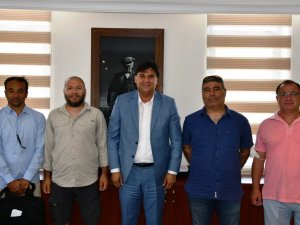 Paraşüt Pilotlarından Başkan Karaca’ya Ziyaret