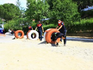İtfaiye Eri Olmak İçin Zor Parkurlarda Ter Döküyorlar