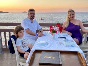 BODRUM'DA AŞK TAZELİYORLAR