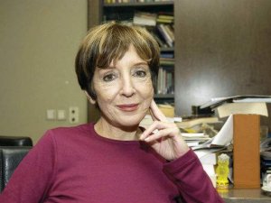 TOMRİS UYAR SAHNEDE