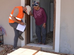 Marmaris Belediyesinin Yardım Eli Köylünün Üzerinde