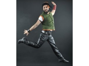 VE KARŞINIZDA, HAKAN ÇAĞLAR NAMI DİĞER TİMSAH