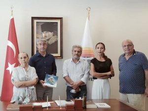 Yangına Anı Heykeli Projesi Başkan Mehmet Oktay’a Sunuldu