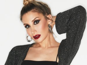 Ünlülerden Cumhuriyet coşkusu...