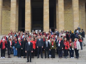 MARMARİSLİ KADINLAR ATA’NIN HUZURUNDA