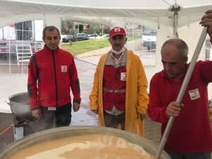 TÜRK KIZILAY’DAN MARMARİS’TE 3 ÖGÜN SICAK YEMEK
