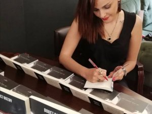 BUKET BOZAY’DAN KEDERİN ŞİİRLERİ: “MEYUS ZAMANI”