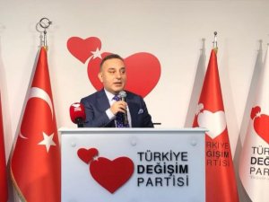 “Hükümet mevduat sahiplerini korurken vatandaştan vazgeçmiştir”