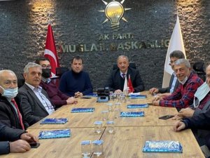 Ak Parti Kurucuları Topladı