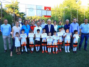 Büyükşehirden Amatör Spor Kulüplerine Destek