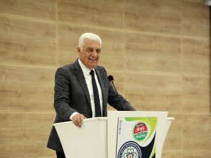 Başkan Gürün, Belediyeden Emekli İşçi ve Memurlarla Bir Araya Geldi