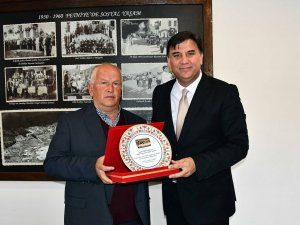 Karaca’ya Yanıklar Muhtarı Argıç’tan Teşekkür Ziyareti