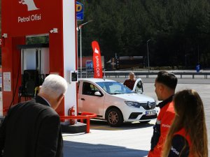 Büyükşehir Tarafından Kurulan Akaryakıt İstasyonu Hizmete Girdi