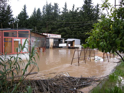 Marmaris ve Datçada dereler taştı
