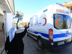 Büyükşehir, Evde Bakım ve Hasta Nakil Ambulansı hizmeti ile takdir topluyor