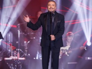 YAVRU VATAN BAYRAMI CENK EREN’LE KUTLADI