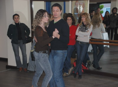 Marmariste bale ve dans okulu açıldı