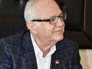 CHP'Lİ ZEYBEKOĞLU: BAĞIMSIZLIĞIMIZ GENÇLİĞE EMANET